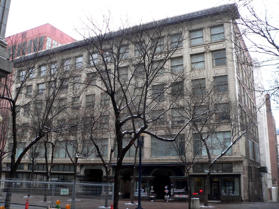 Rose Realty Securities bldg (Omaha) from W 1