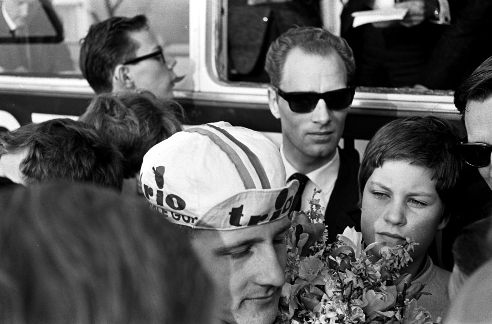 Ronde van Noord Holland , Evert Dolman na de overwinning, Bestanddeelnr 917-6070