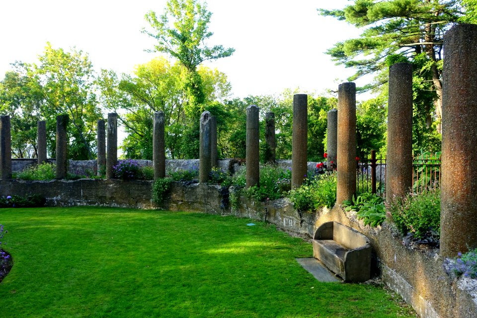Rose Garden - Castle Hill on the Crane Estate - Ipswich, Massachusetts, USA - DSC06477