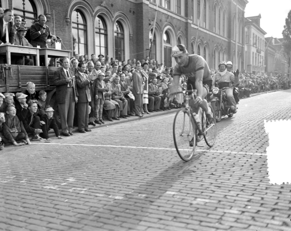 Ronde van Nederland tweede dag, Bestanddeelnr 907-9348