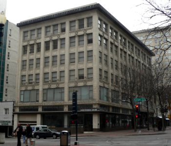 Rose Realty Securities bldg (Omaha) from NW 3