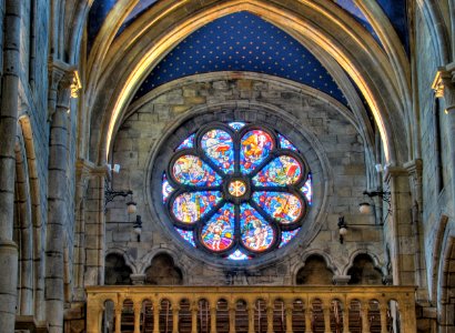 Rosace de la collégiale de Neuchâtel