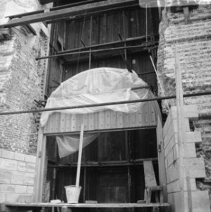 Restauratie St. Laurenskerk te Rotterdam, de ingangspartij, Bestanddeelnr 919-1164