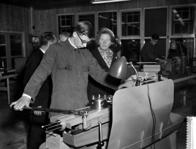 Rondleiding door de school, Bestanddeelnr 910-7913