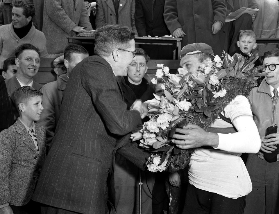 Ronde van Noord-Holland, wielrennen, finish aangetast, Bestanddeelnr 907-0638