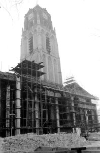 Restauratie St Laurenskerk te Rotterdam, nr 21, 22, 2 buitenmuur noordzijde me, Bestanddeelnr 915-9249