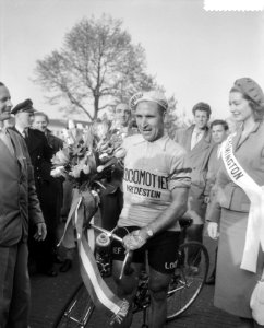 Ronde van Nederland . Winnaar Wim van Egt (Nederland), Bestanddeelnr 908-5739