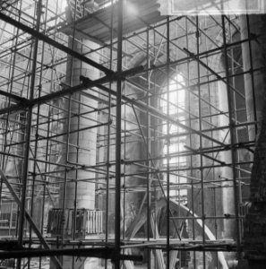 Restauratie St. Laurenskerk te Rotterdam, daksteunpilaar middenschip, Bestanddeelnr 917-5101