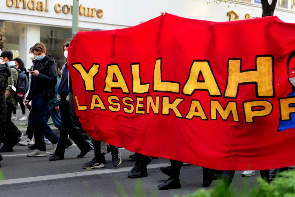 Revolutionary 1st may demonstration Berlin 2021 32