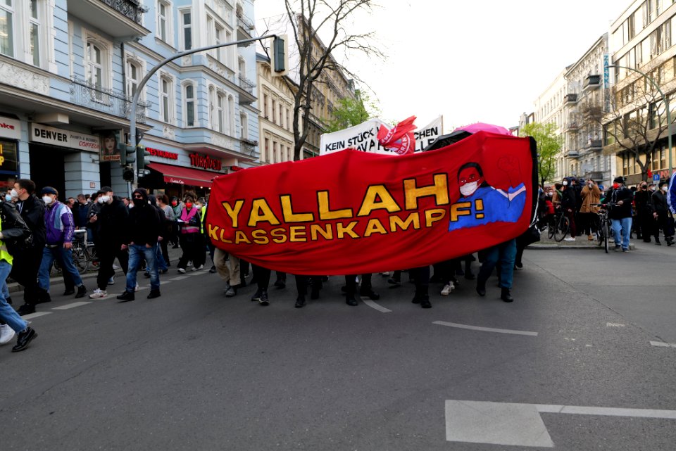 Revolutionary 1st may demonstration Berlin 2021 28