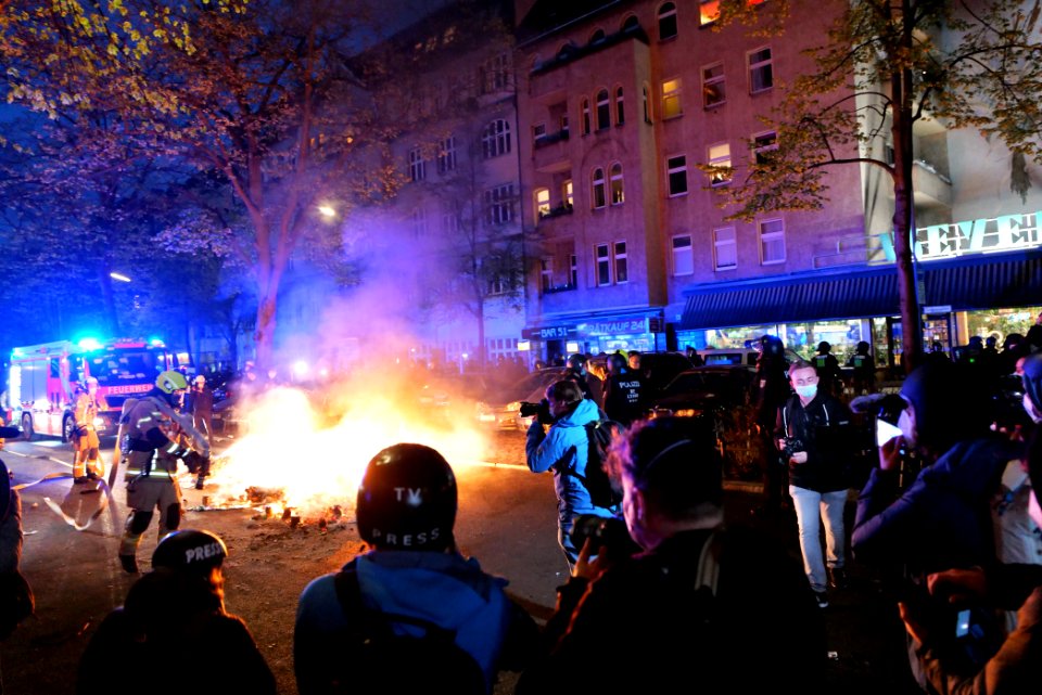 Revolutionary 1st may demonstration Berlin 2021 194