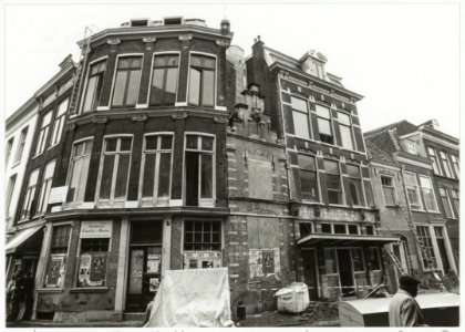 Restauratie van de Coninckshoek, Grote Markt, hoek Koningstraat. NL-HlmNHA 54035085