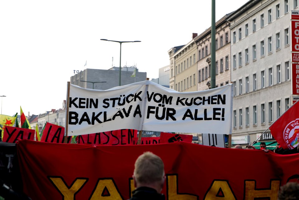 Revolutionary 1st may demonstration Berlin 2021 17
