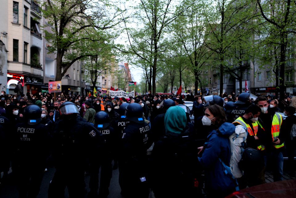 Revolutionary 1st may demonstration Berlin 2021 90