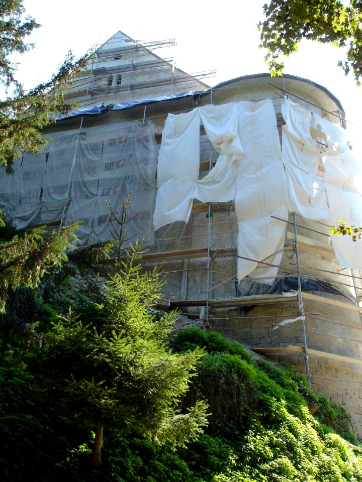 Restoration of Pišece Castle in 2006 75