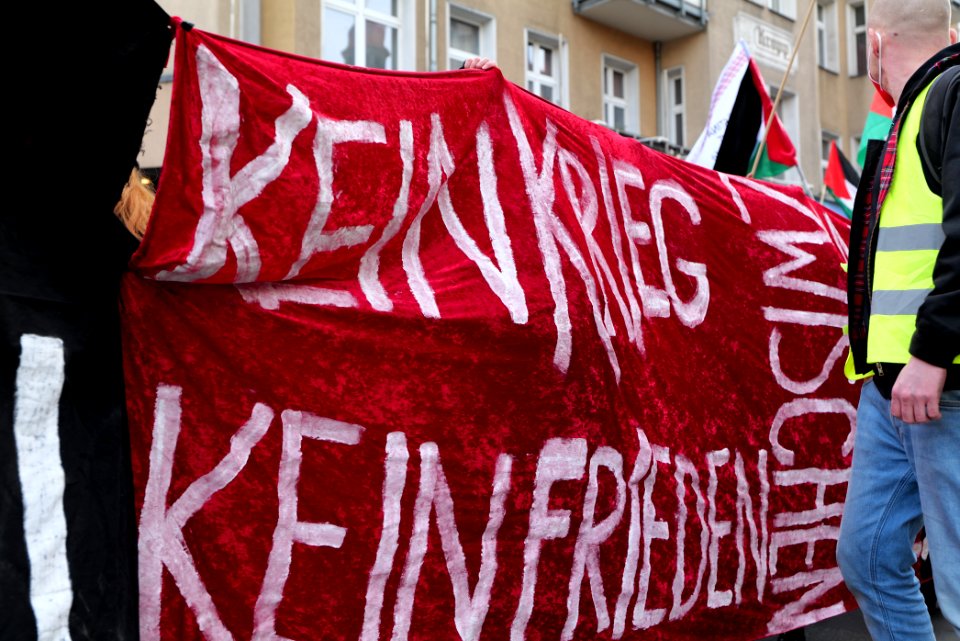 Revolutionary 1st may demonstration Berlin 2021 50