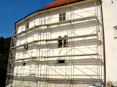 Restoration of Pišece Castle in 2006 98