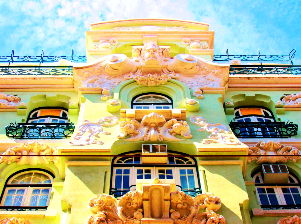 Retrô Style Building (140301149)