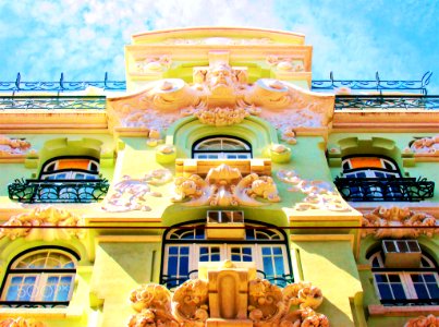 Retrô Style Building (140301149)