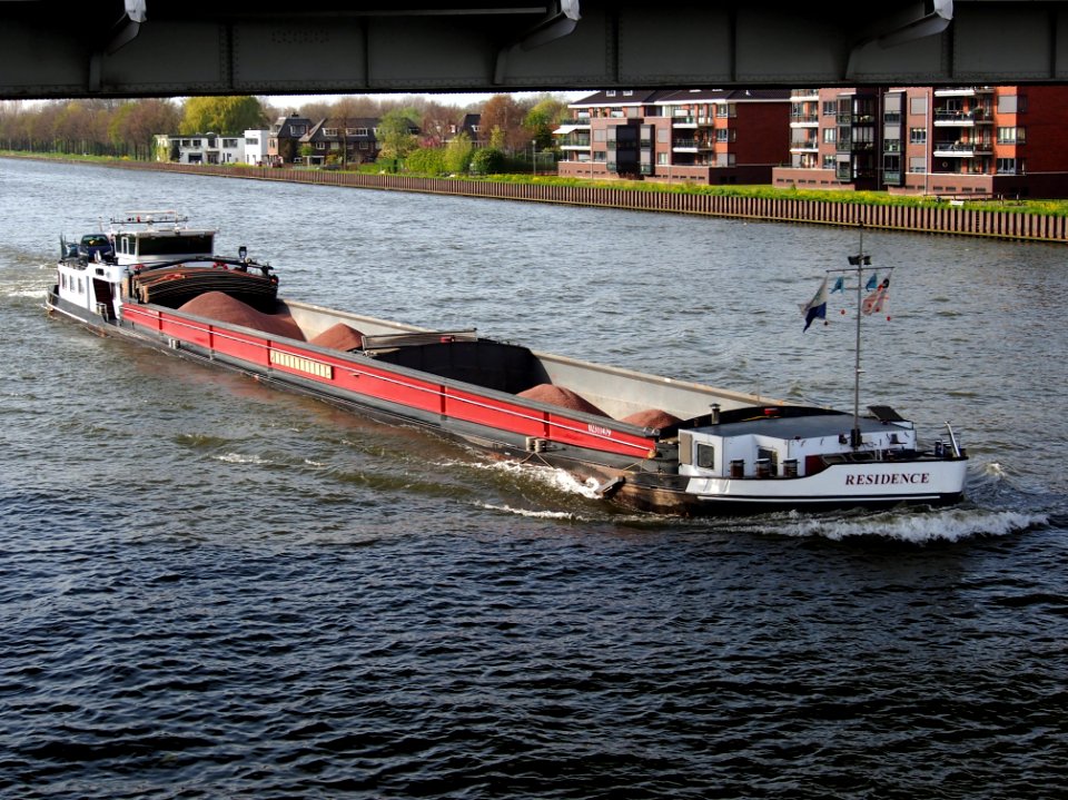 Residence, ENI 02311479, Amsterdam-Rijn kanaal, pic1