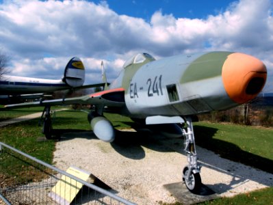 Republic RF-84 F Thunderflash pic1