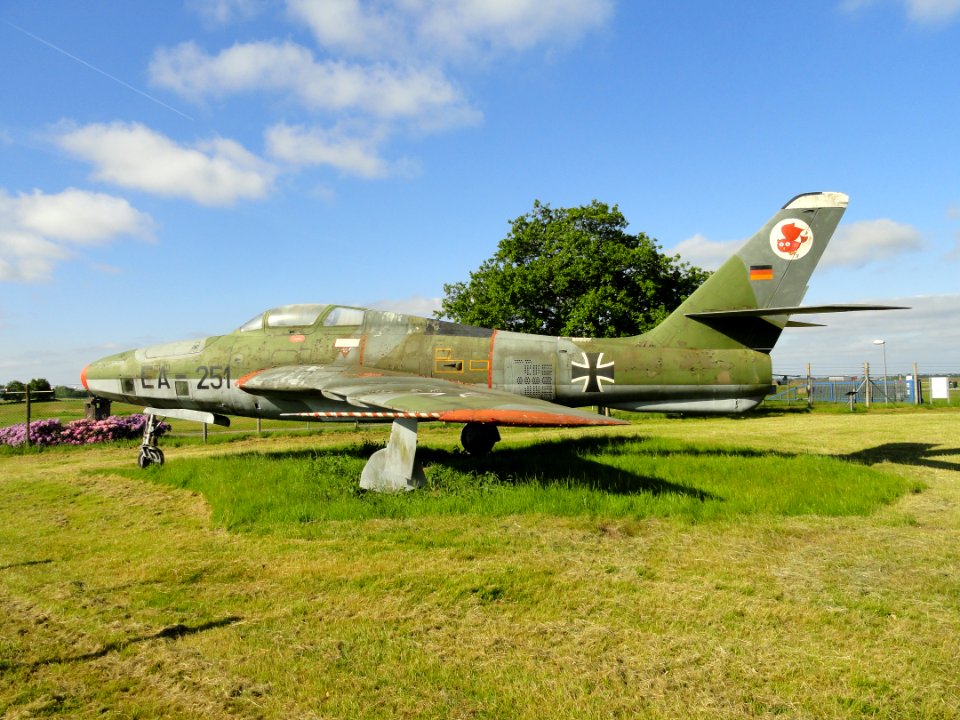 RF-84 F Thunderflash EA-251 at Jagel, pic3