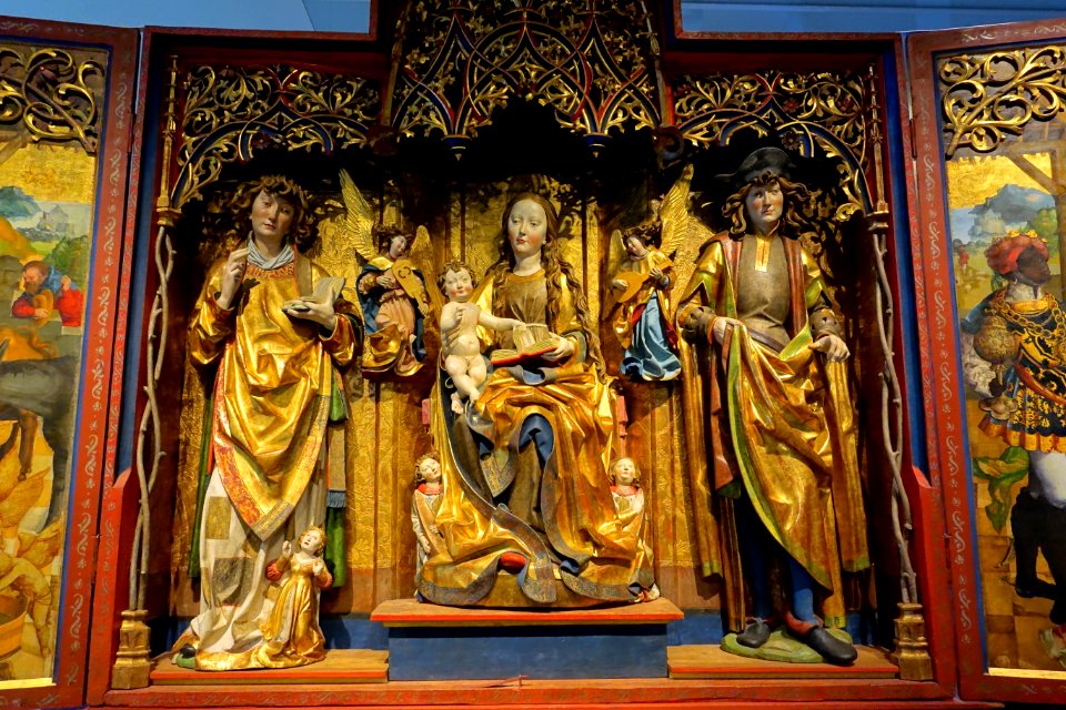 Retable from St. Cyriacus and Pankratius Church, detail 1, by workshop of Niclaus Weckmann, Talheim, Kreis Tubingen, 1500-1550 AD - Landesmuseum Württemberg - Stuttgart, Germany - DSC03099