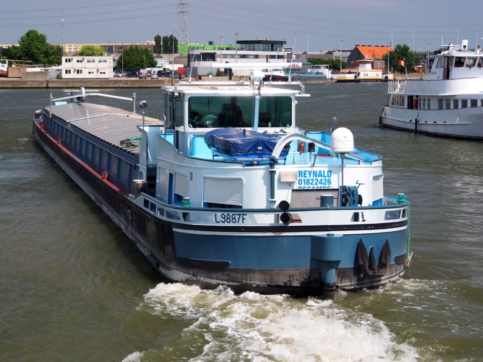 Reynald - ENI 01822426, Royerssluis, Port of Antwerp pic7