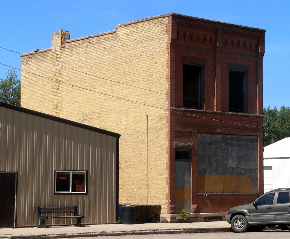 Revillo First State Bank from SE 1