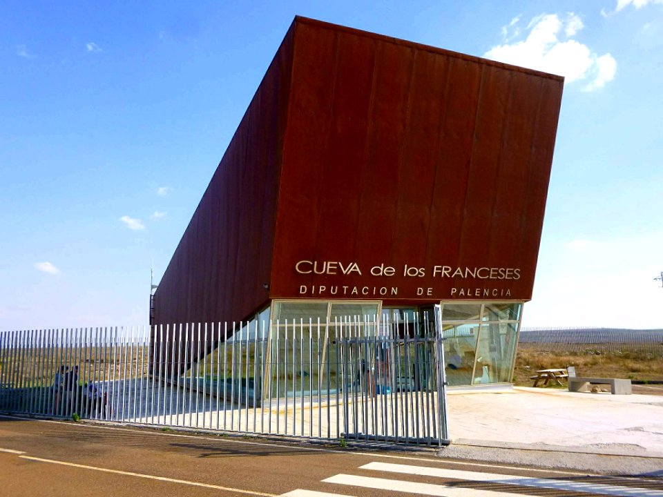 Revilla de Pomar - Cueva de los Franceses 3