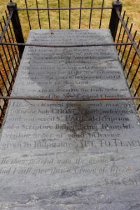 Rev. Ebenezer Parkman tomb - Memorial Cemetery - Westborough, Massachusetts - DSC05025