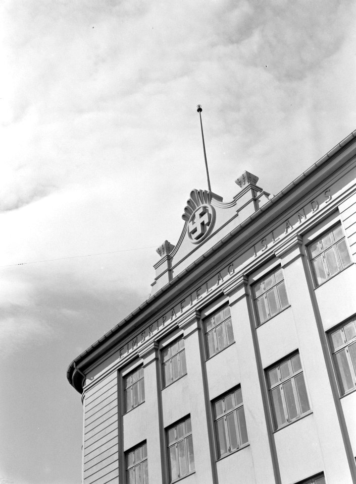 Reykjavik. Gevel van het gebouw van de IJslandse Stoomvaartmaatschappij, Bestanddeelnr 190-0443