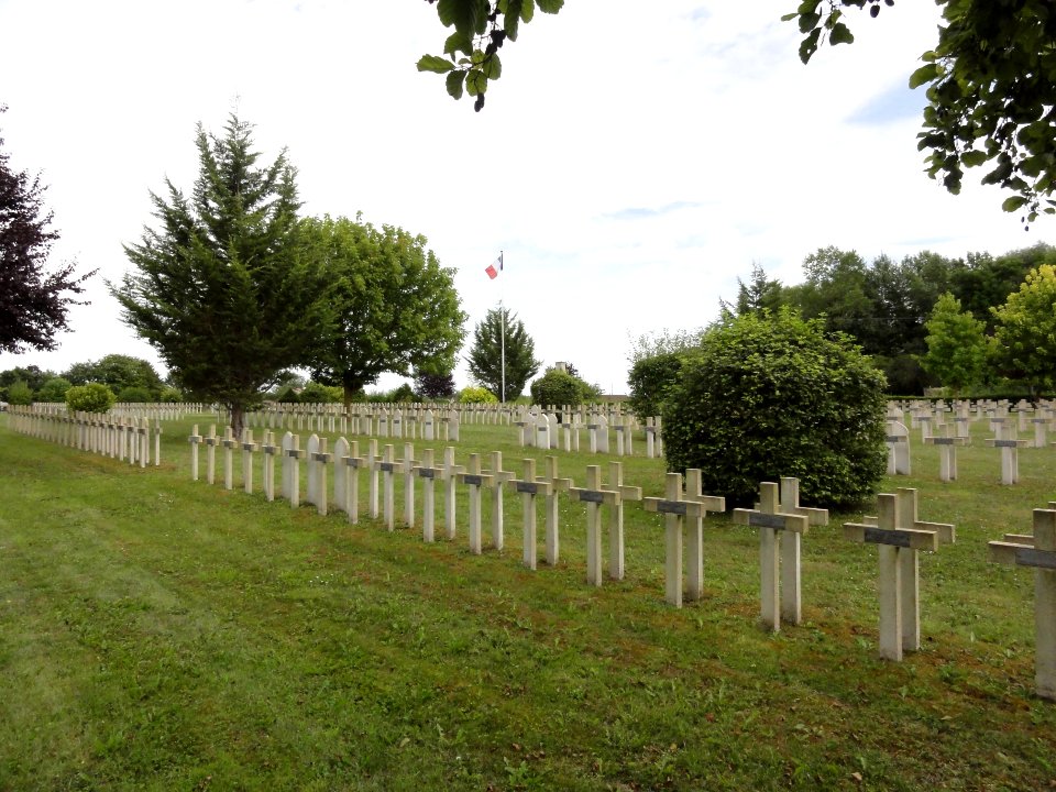 Revigny-sur-Ornain (Meuse) nécropole nationale (04)