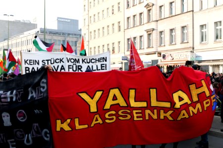 Revolutionary 1st may demonstration Berlin 2021 09