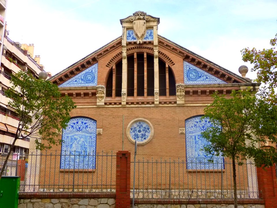 Reus - Escuelas Prat de la Riba 4