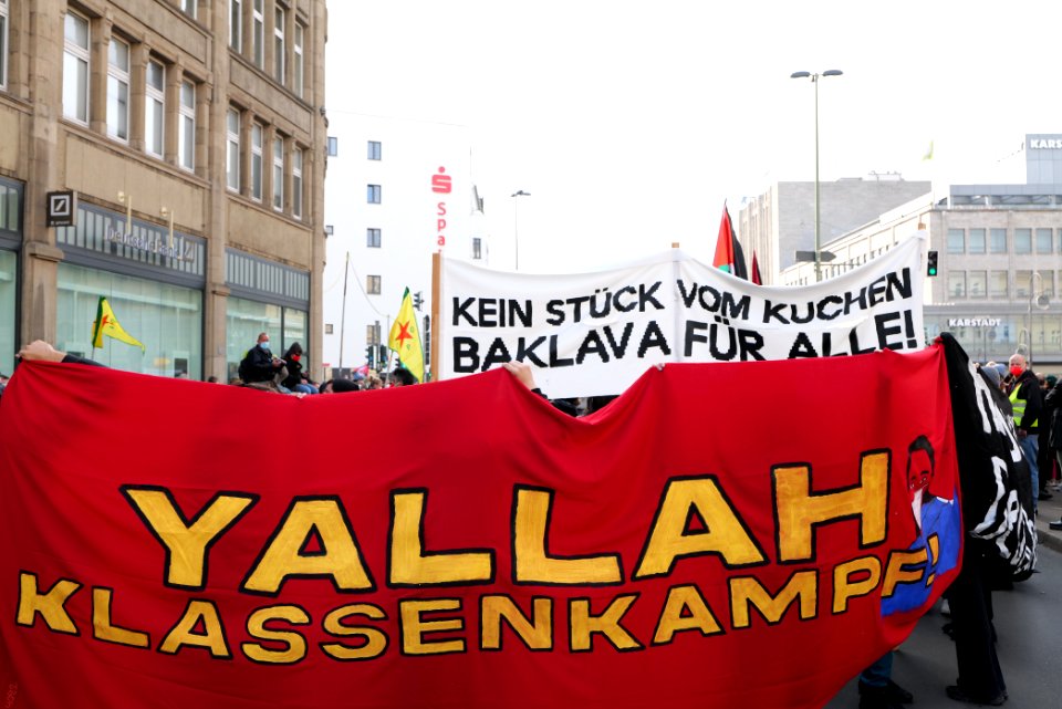 Revolutionary 1st may demonstration Berlin 2021 05