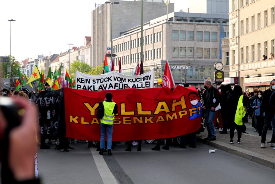 Revolutionary 1st may demonstration Berlin 2021 13