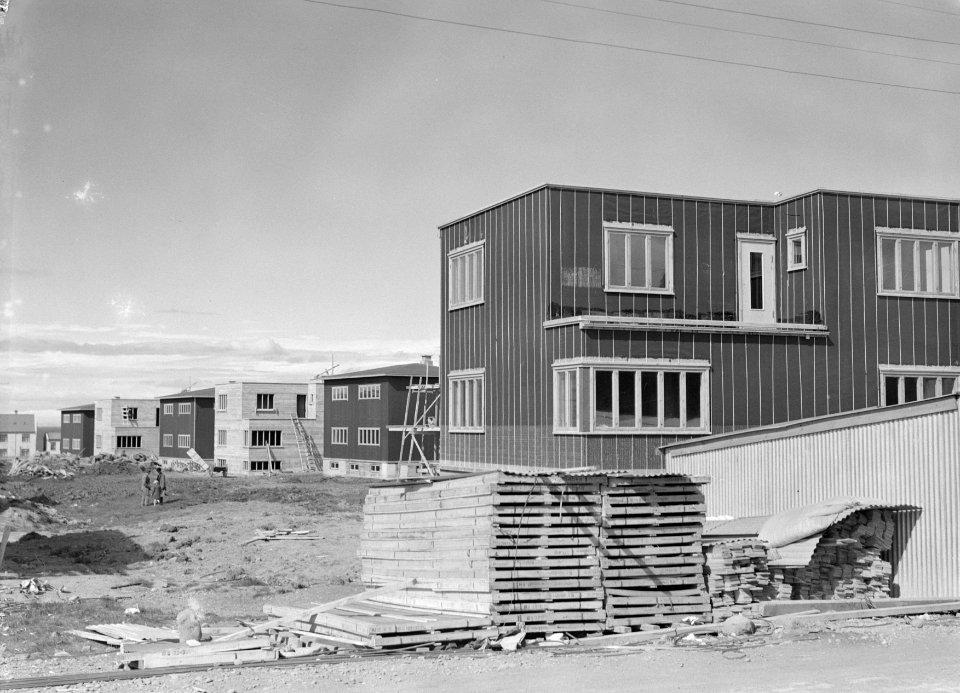 Reykjavik. Nieuwbouw in de wijk Ásvallagötu, Bestanddeelnr 190-0395