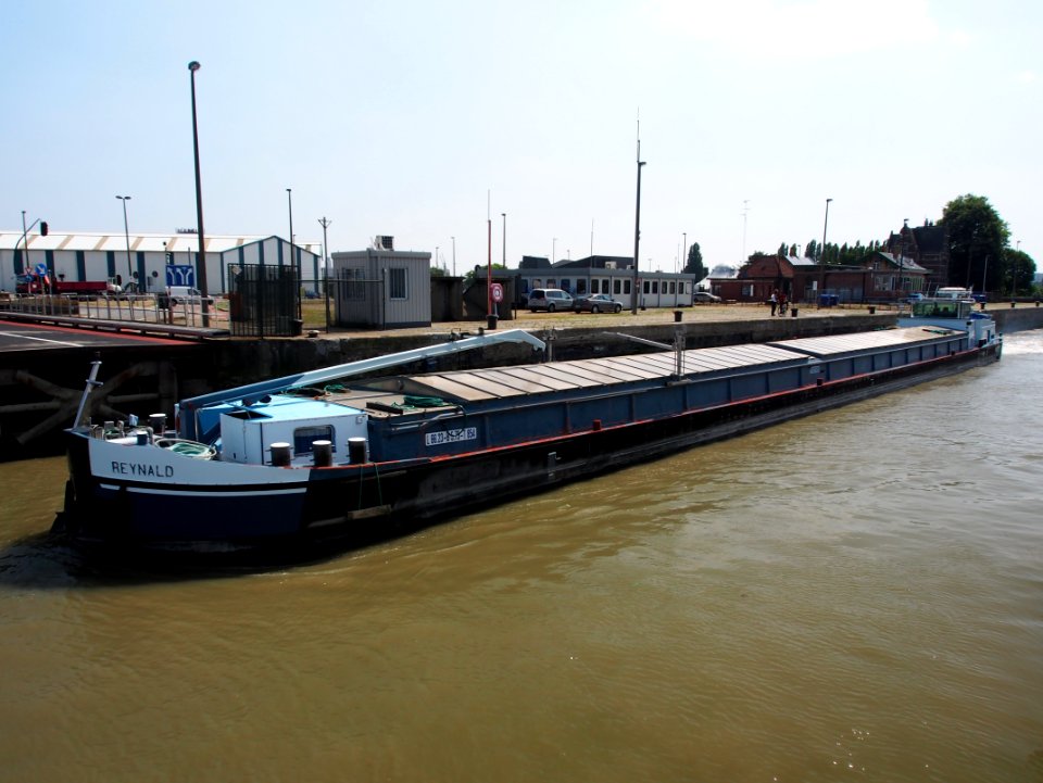 Reynald - ENI 01822426, Royerssluis, Port of Antwerp pic2