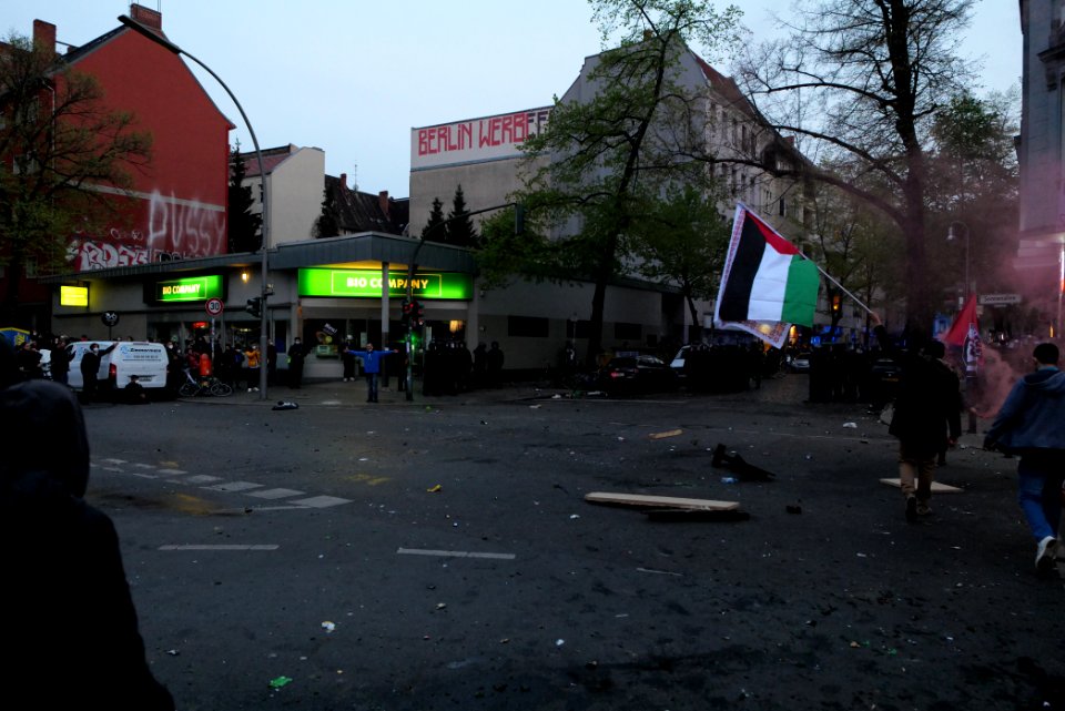 Revolutionary 1st may demonstration Berlin 2021 150