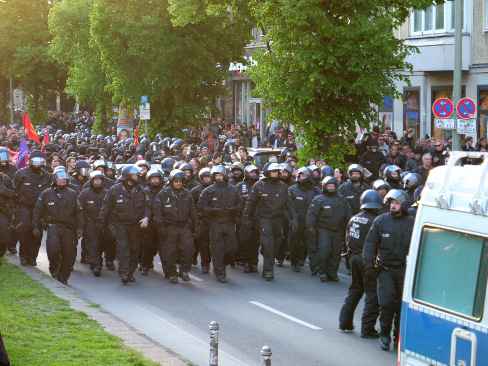 Revolutionary 1st may demonstration Berlin 2019 07