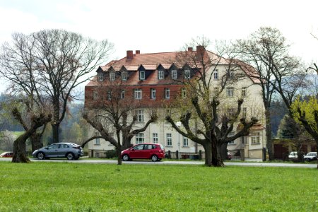 Rennersdorfer Straße 10 und 8, Herrnhut
