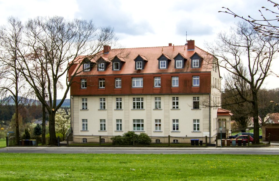 Rennersdorfer Straße 10 und 8, Herrnhut (3)