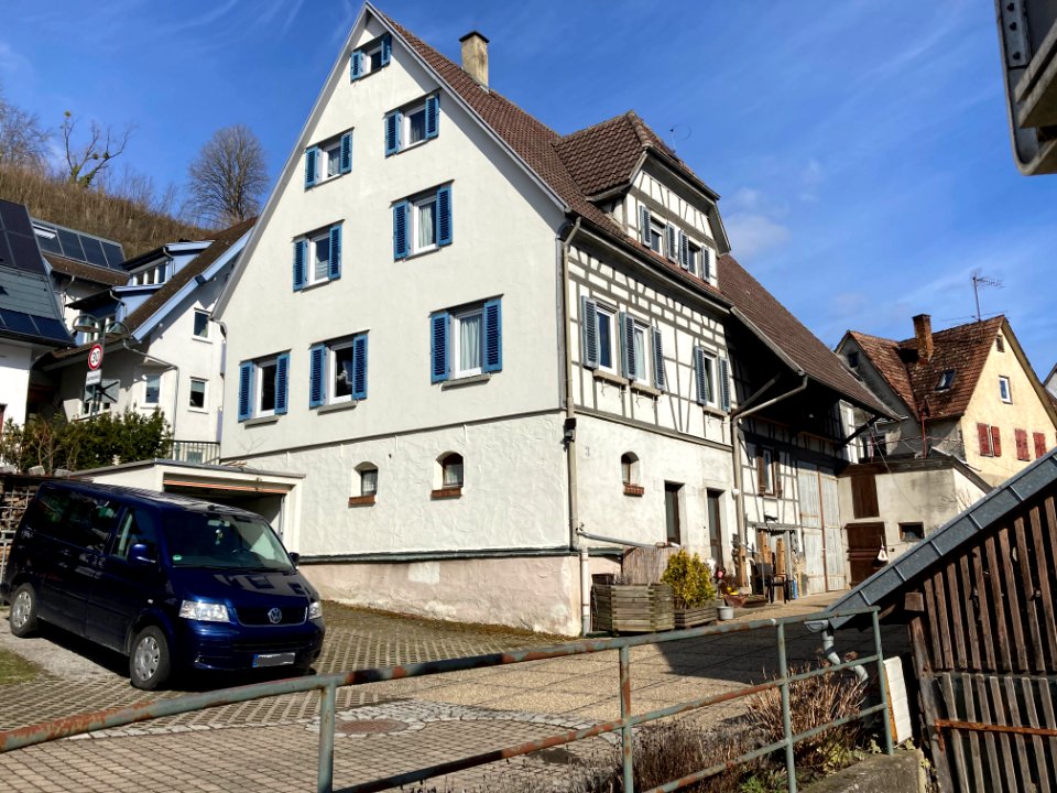 Reusten, Rottenburger Straße 3