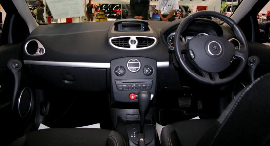 Renault Lutecia Night & Day interior