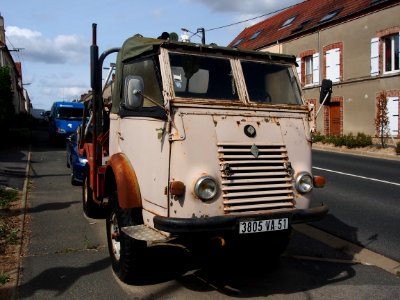 Renault Galion in France, pic1