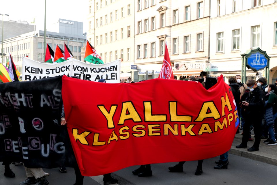 Revolutionary 1st may demonstration Berlin 2021 10