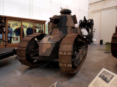 Renault FT 17 pic1