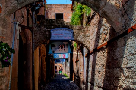 Rhodes-road-street-house-town-alley-1289748-pxhere