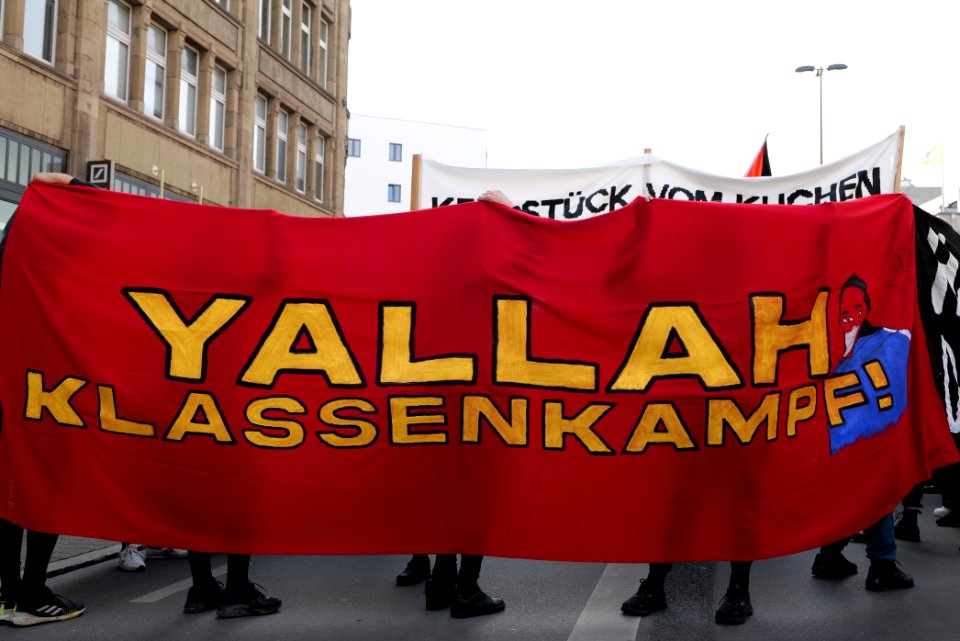 Revolutionary 1st may demonstration Berlin 2021 02